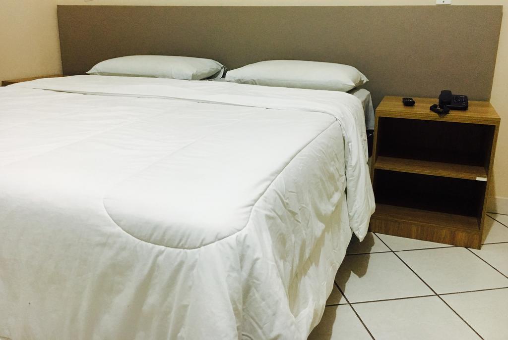 Realminas Hotel E Restaurante 고베르나도르 발라다레스 외부 사진